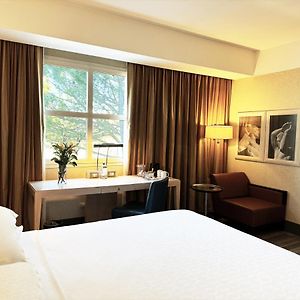 Deluxe Zimmer mit Kingsize-Bett